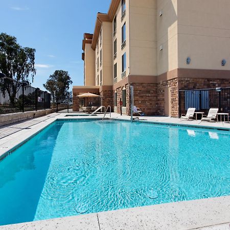 Holiday Inn Express Fresno Northwest - Herndon By Ihg Ngoại thất bức ảnh