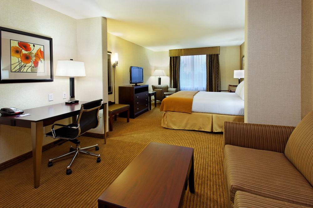 Holiday Inn Express Fresno Northwest - Herndon By Ihg Ngoại thất bức ảnh