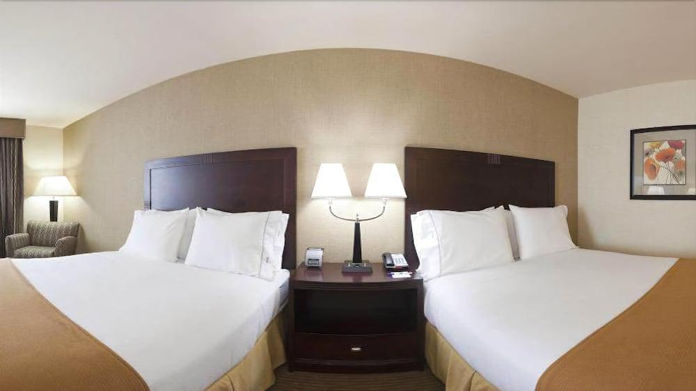 Holiday Inn Express Fresno Northwest - Herndon By Ihg Ngoại thất bức ảnh