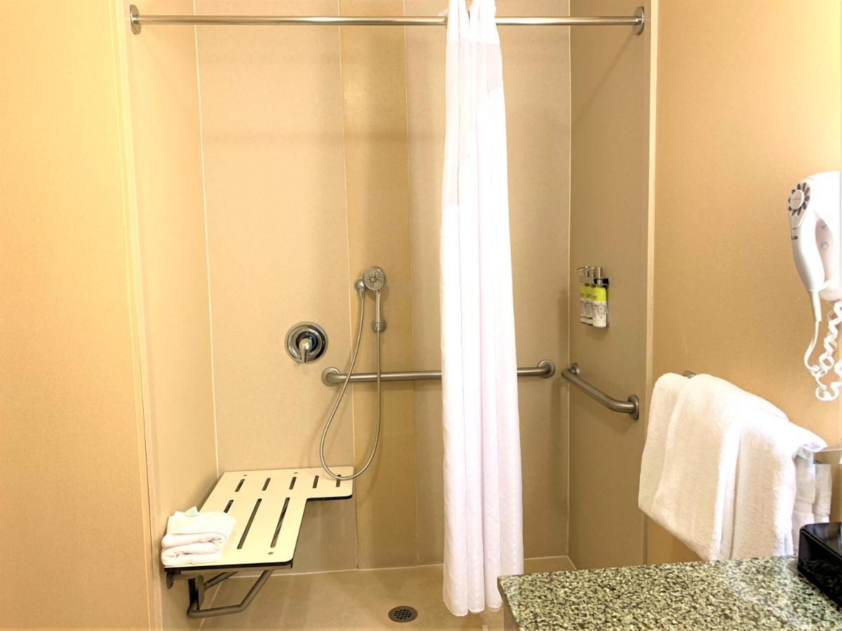 Holiday Inn Express Fresno Northwest - Herndon By Ihg Ngoại thất bức ảnh
