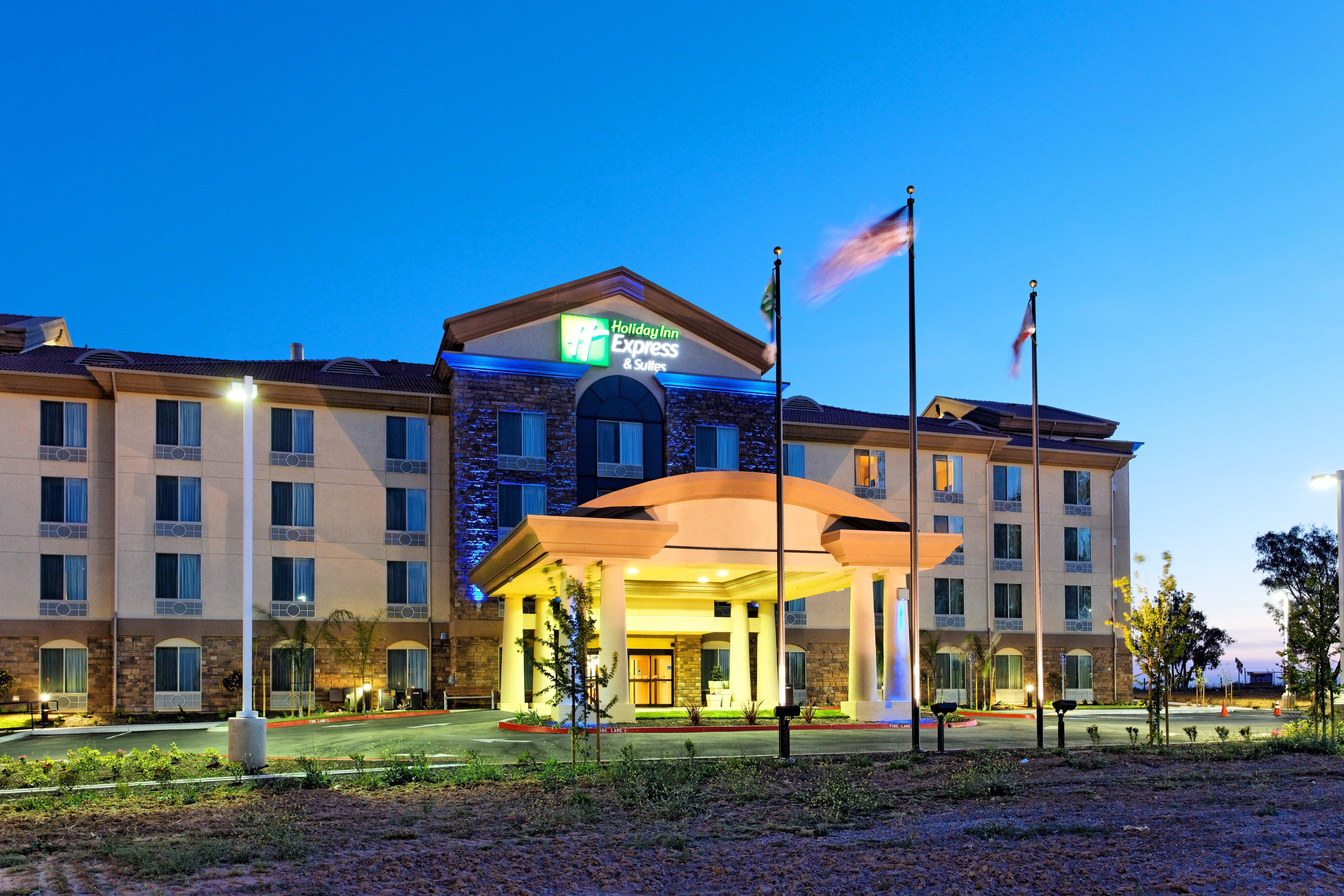 Holiday Inn Express Fresno Northwest - Herndon By Ihg Ngoại thất bức ảnh
