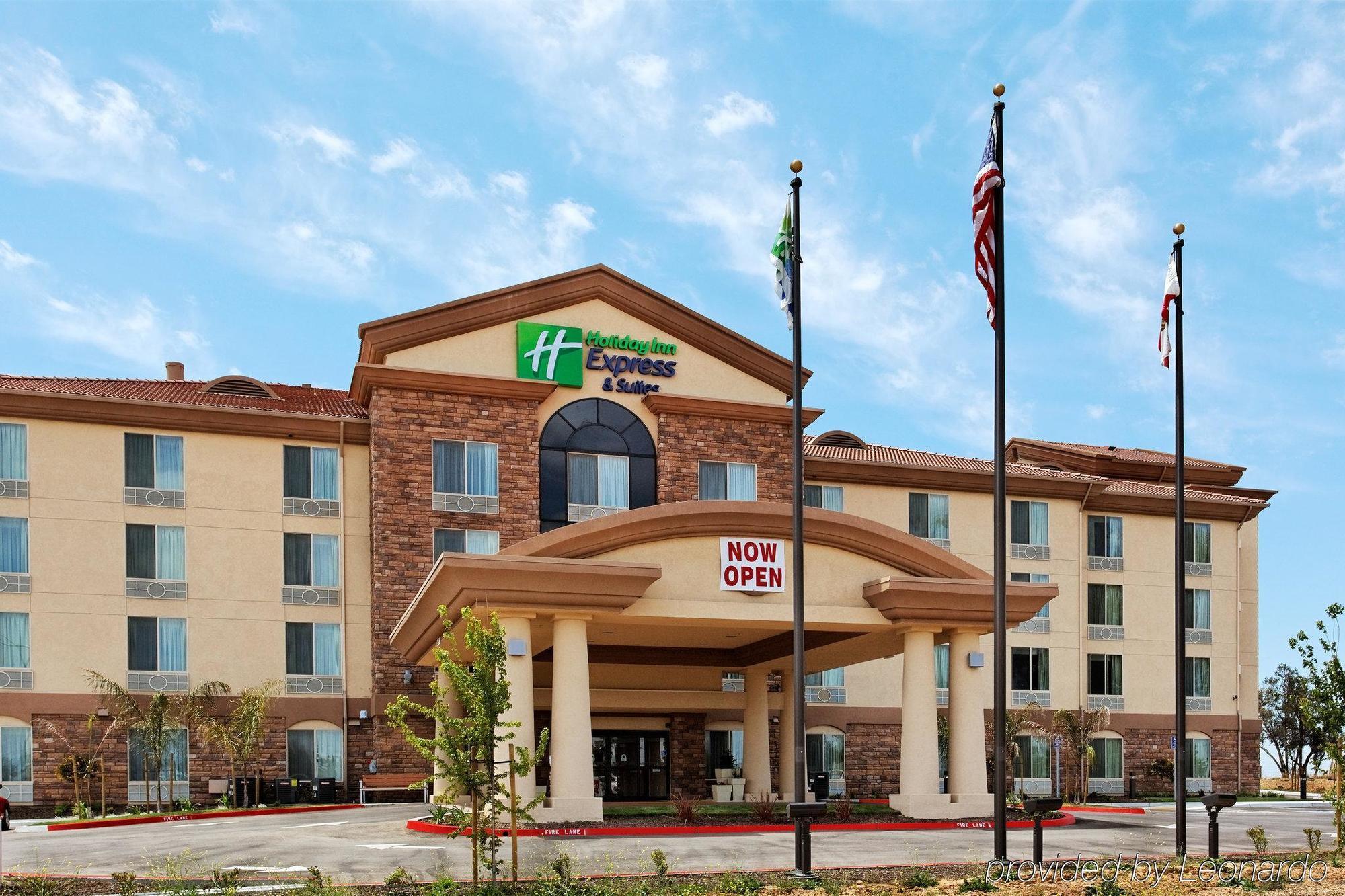 Holiday Inn Express Fresno Northwest - Herndon By Ihg Ngoại thất bức ảnh